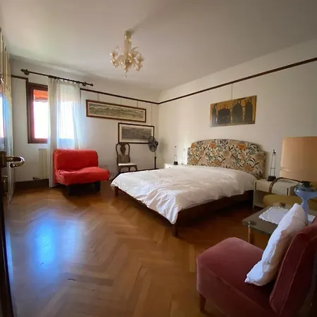 Ca Francesco Apartman